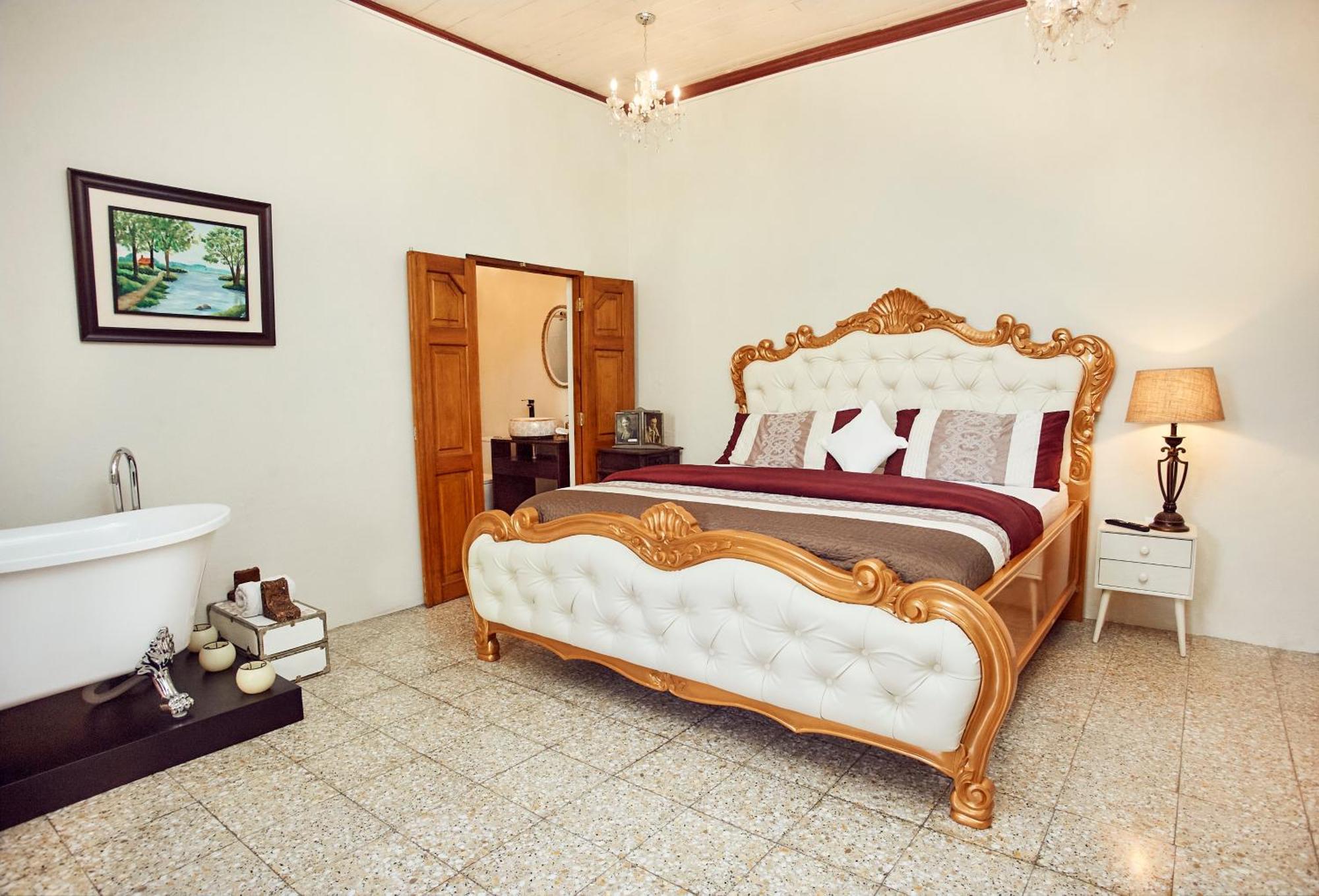 Hotel Vintage "Rialto" Κετσαλτενάνγκο Εξωτερικό φωτογραφία